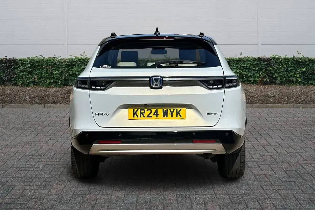Used Honda HR-V Advance 131 HP (96 kW) 2024 White SUV