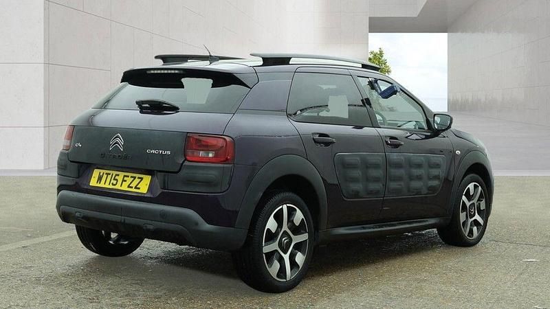 Used Citroën C4 Cactus Flair 2015 Mauve/purple Hatchback