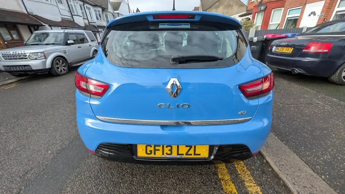 Used Renault Clio Dynamique 90 HP (66 kW) 2013 Blue Hatchback