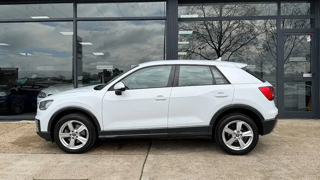 Begagnad Audi Q2 Sport 150 HK (110 kW) 2017 Vit SUV