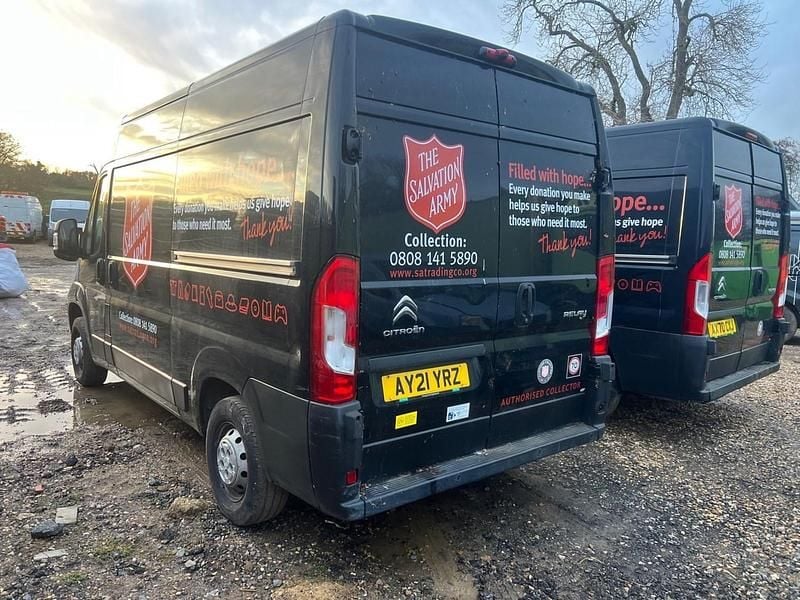 Used Citroën Relay 140 HP (102 kW) 2021 Black Van