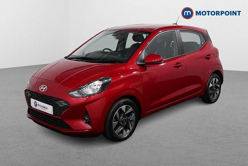 Used Hyundai i10 Advanced 63 HP (46 kW) 2025 Red Hatchback