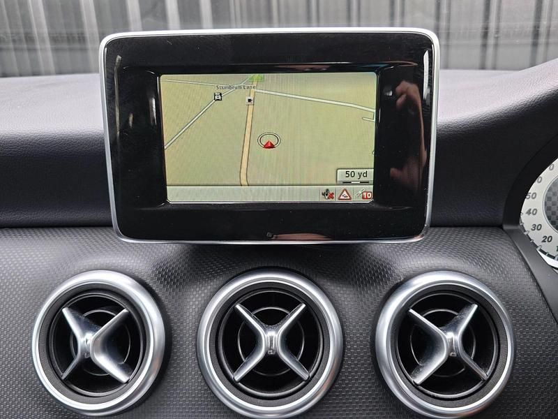 Used Mercedes A180 122 HP (89 kW) 2015 Black Hatchback