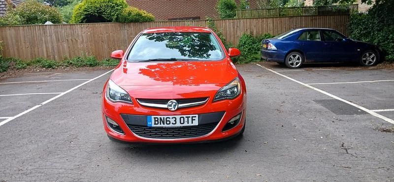 Used Vauxhall Astra 2013 Red Hatchback