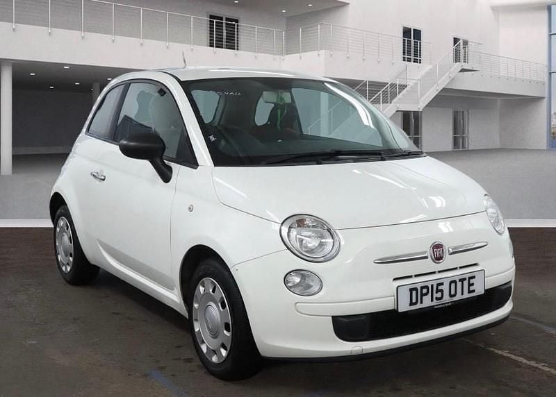 Used Fiat 500 Pop 69 HP (50 kW) 2015 White Hatchback