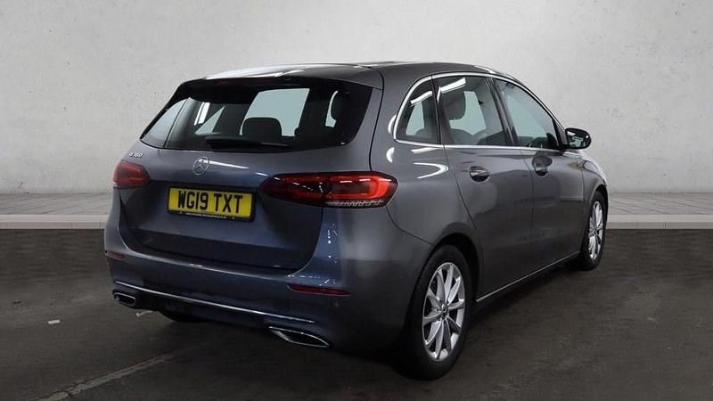 Used Mercedes B180 Executive 136 HP (100 kW) 2019 Grey MPV