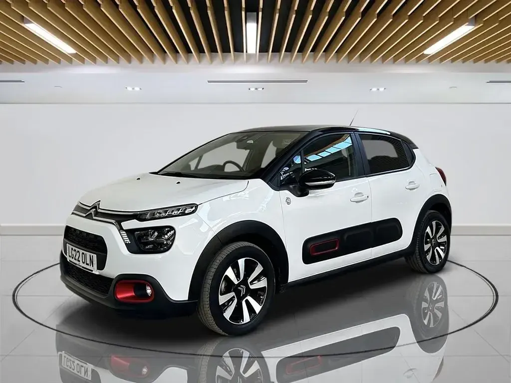Used Citroën C3 PureTech 83 HP (61 kW) 2022 White Hatchback