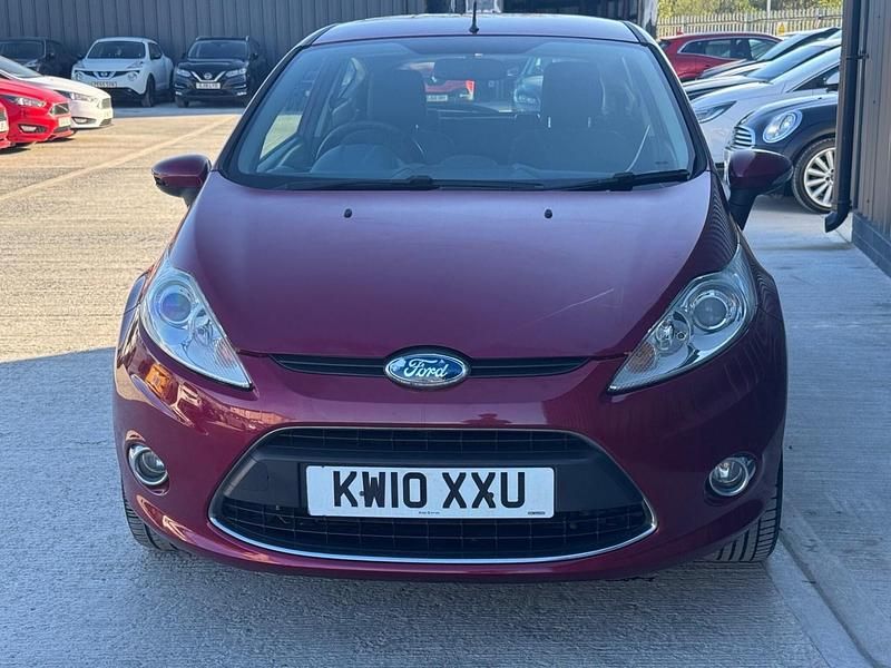 Used Ford Fiesta Zetec 2010 Red Hatchback