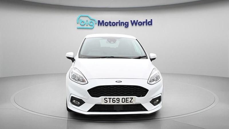 Used Ford Fiesta ST-Line 100 HP (73 kW) 2019 White Hatchback