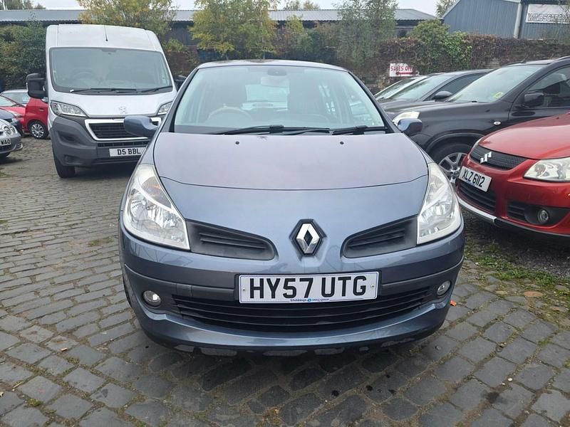 Used Renault Clio II Privilege 2007 Blue Hatchback