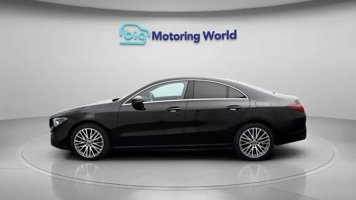 Used Mercedes CLA200 Executive 163 HP (119 kW) 2024 Black Coupe