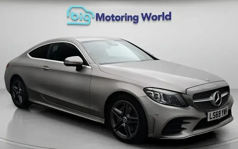 Used Mercedes C200 AMG line 198 HP (145 kW) 2020 Coupe