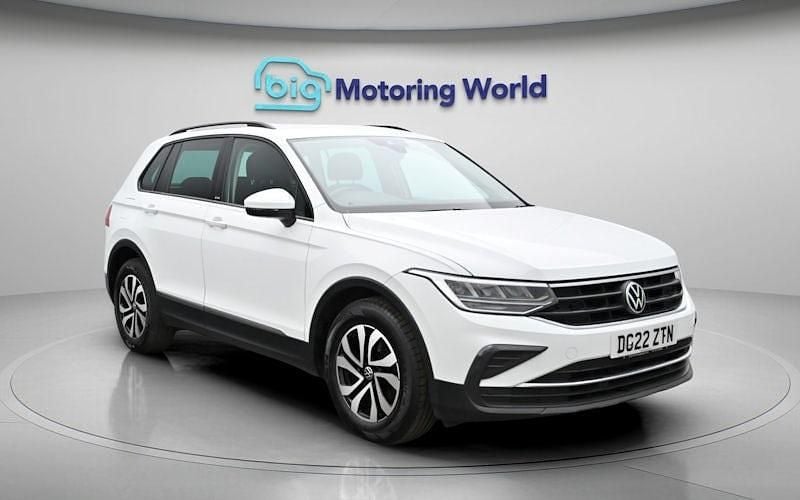 Used VW Tiguan Active 150 HP (110 kW) 2021 White SUV