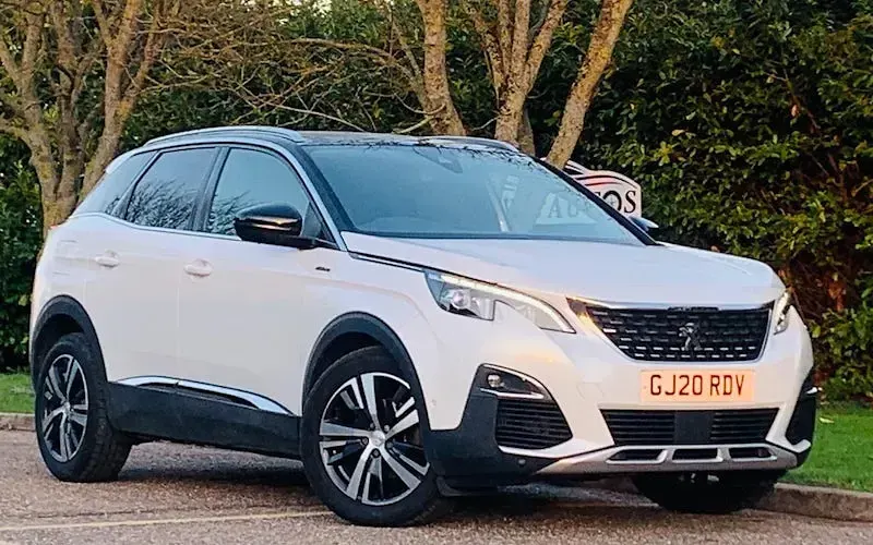 Used Peugeot 3008 GT-line 131 HP (96 kW) 2020 White SUV