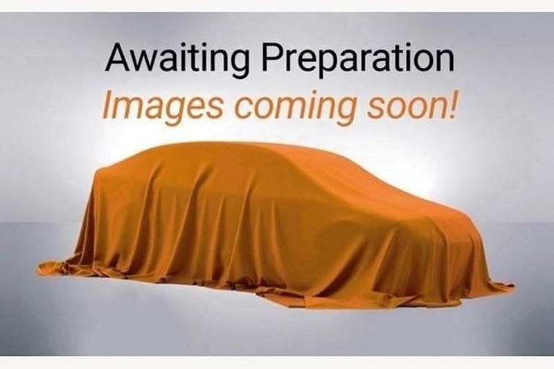 White Used 2018 Hyundai i10 Premium Hatchback | £7,000 (Good price) - Image 1/1