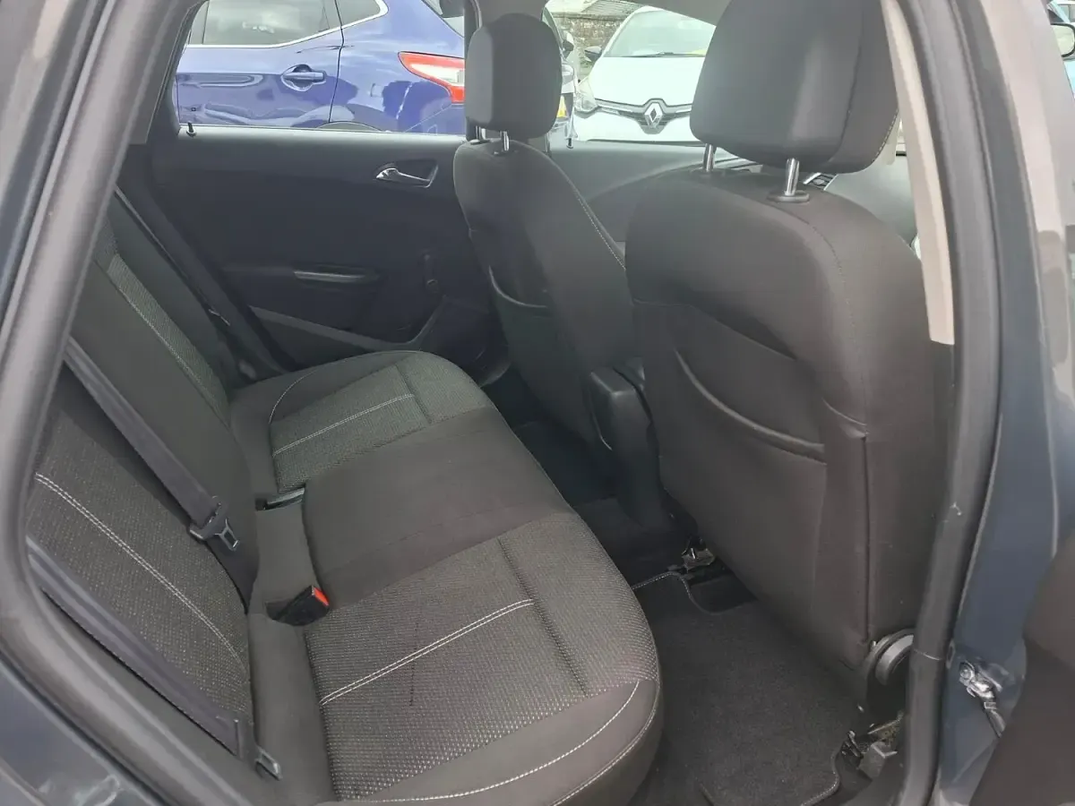 Used Vauxhall Astra SRi 2015 Grey Hatchback