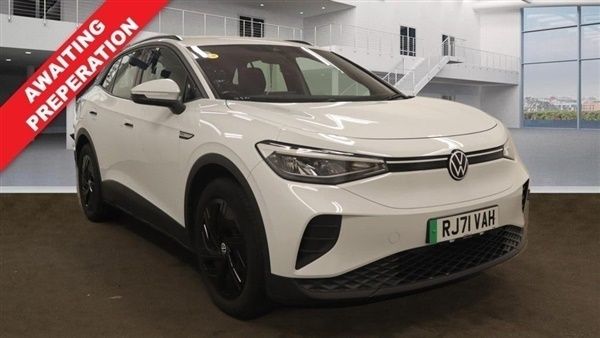 White Used 2021 VW ID.4 Pro Performance SUV | £22,319 (Expensive) - Image 1/1
