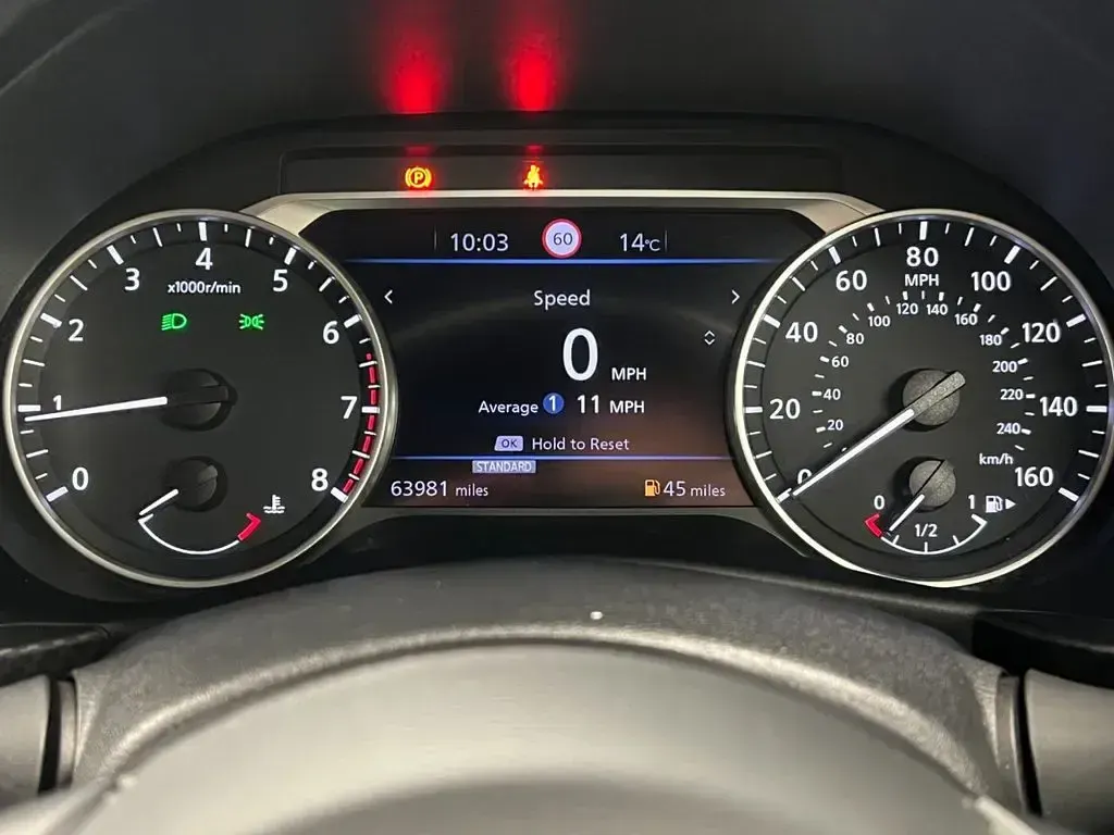 Used Nissan Juke Tekna 115 HP (84 kW) 2020 Black SUV