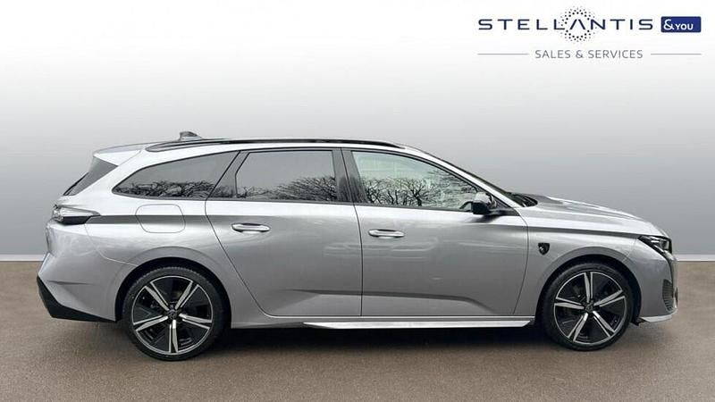 Used Peugeot 308 SW GT 129 HP (94 kW) 2022 Grey Estate