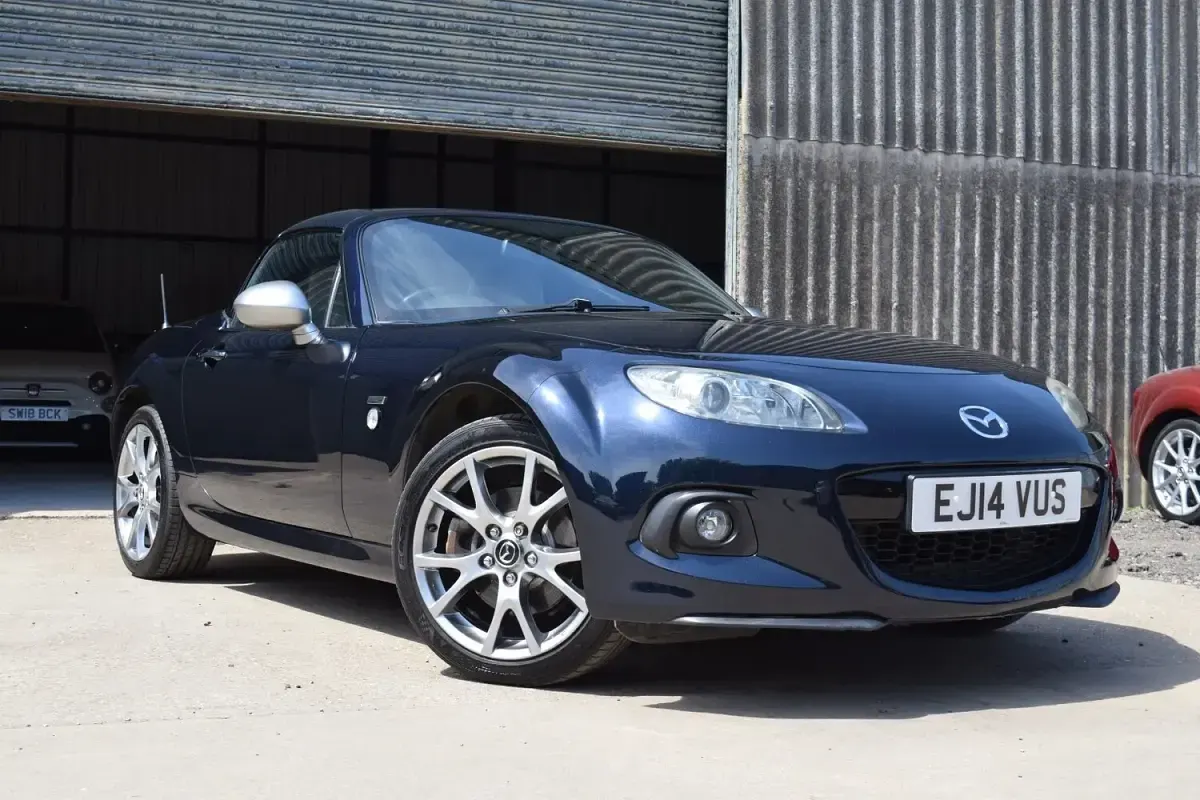 Used Mazda MX5 Edition 126 HP (92 kW) 2014 Blue Cabriolet