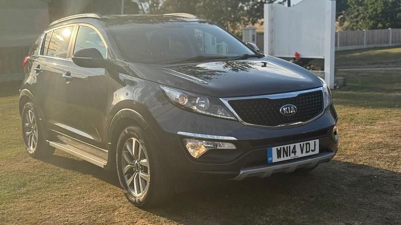 Grey Used 2014 Kia Sportage 2 SUV | £3,995 (Good price) - Image 1/4