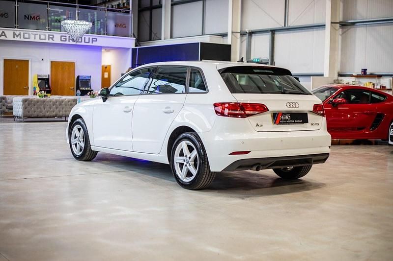 Used Audi A3 116 HP (85 kW) 2019 White Sedan