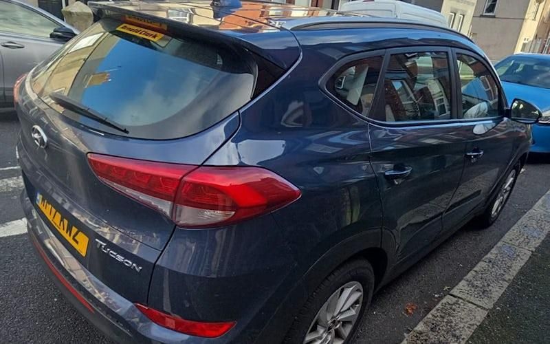 Used Hyundai Tucson SE 116 HP (85 kW) 2017 Blue SUV