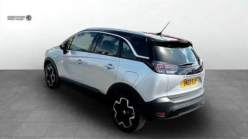 Second-hand Vauxhall Crossland Ultimate 130 CP (95 kW) 2023 Gri SUV