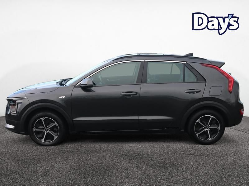 Used Kia Niro 139 HP (102 kW) 2022 Grey SUV