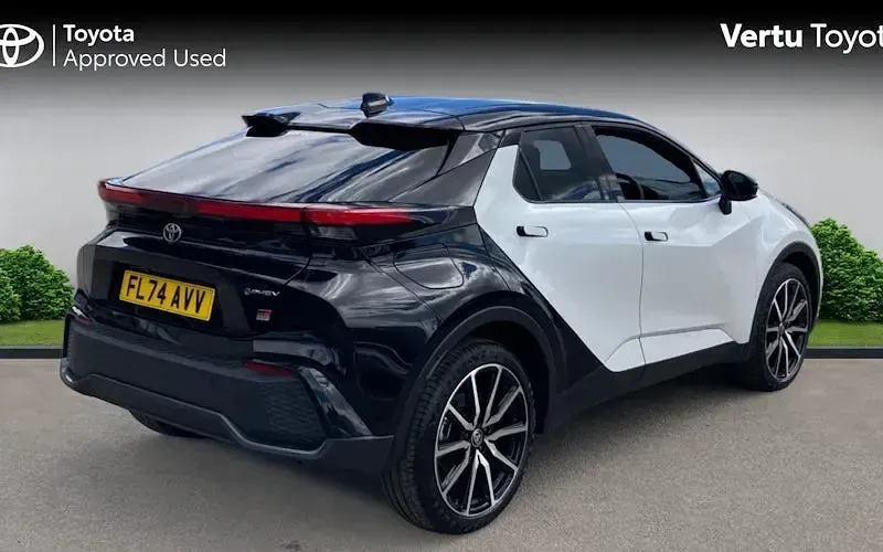 Used Toyota C-HR Sport 223 HP (164 kW) 2026 SUV