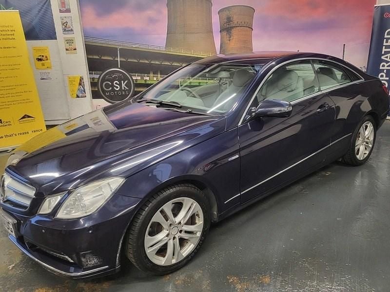 Blue Used 2009 Mercedes E350 SE | £3,990 - Image 1/3