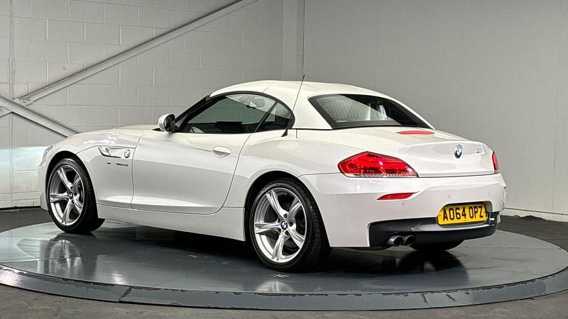 Used BMW Z4 Comfort Edition 242 HP (177 kW) 2014 White Cabriolet