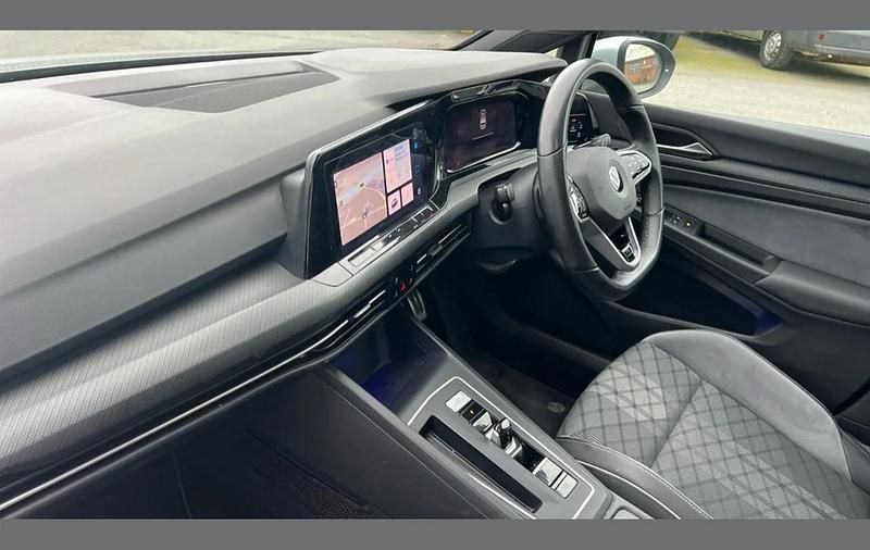 Used VW Golf VIII R-line 147 HP (108 kW) 2020 Silver Hatchback