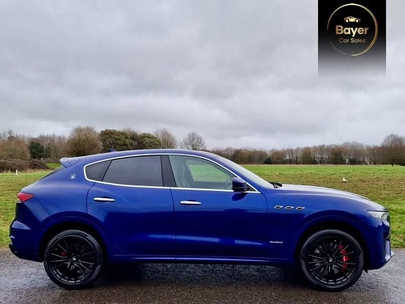 Used Maserati GranSport 350 HP (257 kW) 2021 Blue Estate