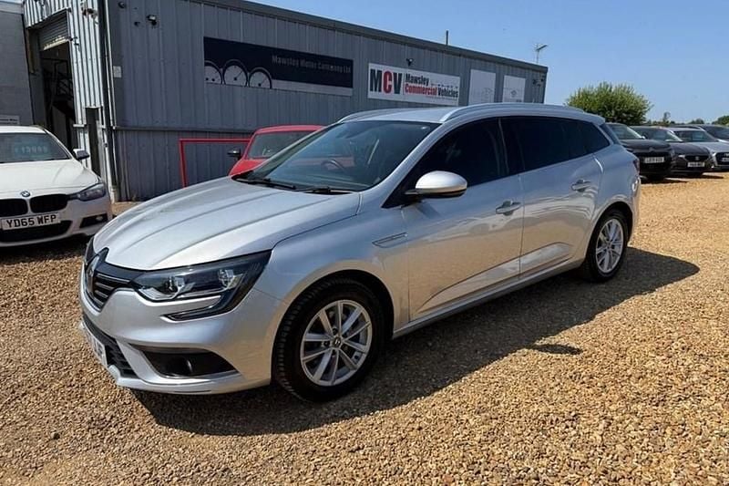 Used Renault Mégane IV Dynamique 130 HP (95 kW) 2017 Estate