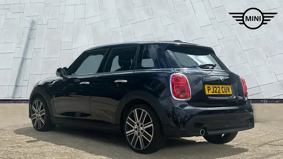 Used Mini Cooper Exclusive 134 HP (98 kW) 2022 Black Hatchback