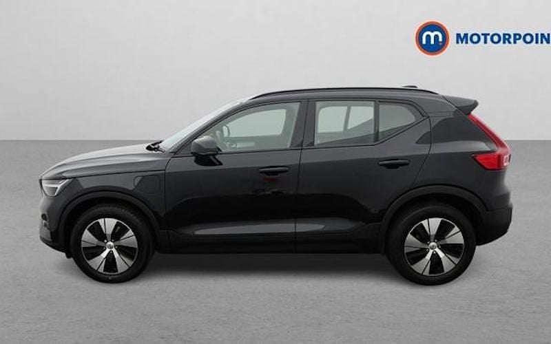 Used Volvo XC40 Plus 211 HP (155 kW) 2022 Black SUV