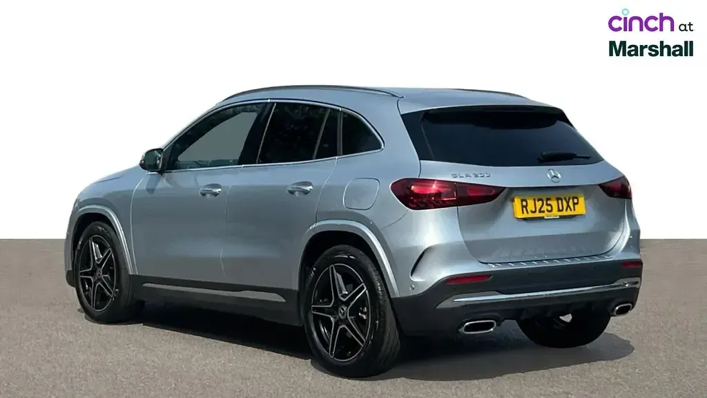 Used Mercedes GLA200 Executive 163 HP (119 kW) 2025 Metallic paint hightech silver SUV