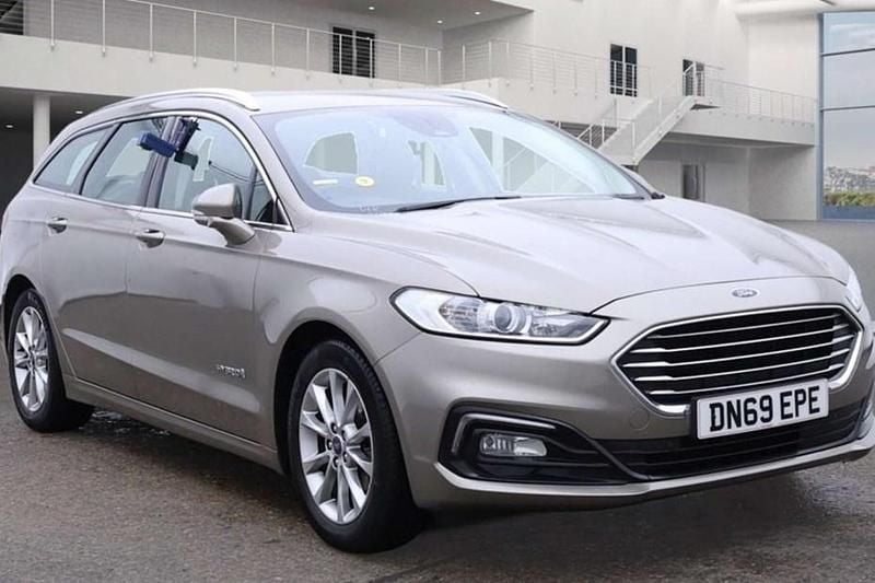 Silver Used 2019 Ford Mondeo Titanium Estate | £10,950 (Fair price) - Image 1/1