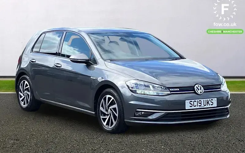 Used VW Golf VII Match 131 HP (96 kW) 2019 Hatchback