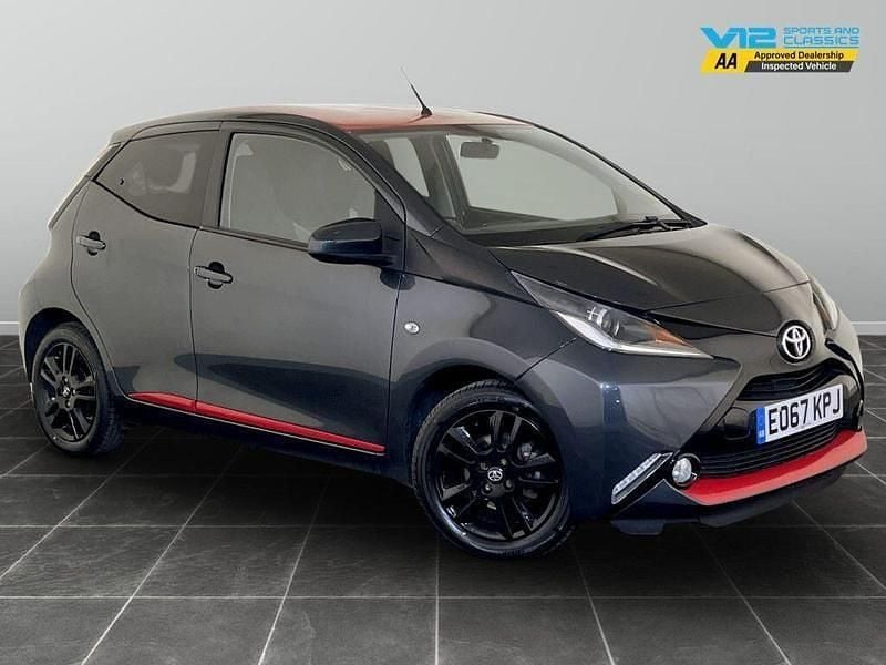 Grey Used 2017 Toyota Aygo x-press Hatchback | £8,995 (Fair price) - Image 1/2