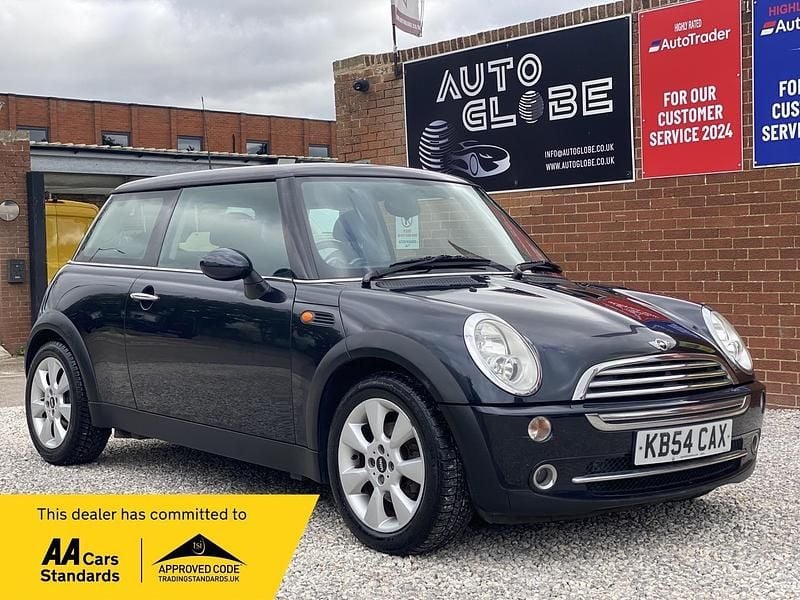 Black Used 2004 Mini ONE Hatch Hatchback | £3,490 (A bit pricey) - Image 1/3