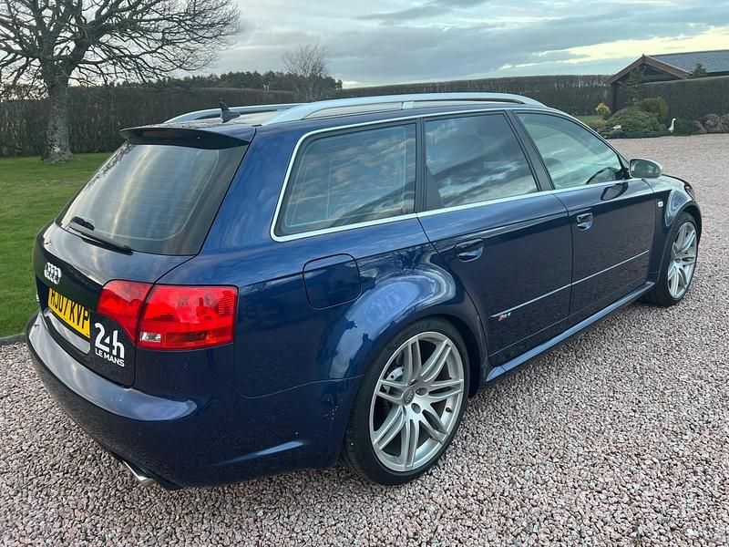 Used Audi RS4 Comfort 415 HP (305 kW) 2007 Blue Estate