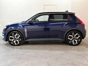 New Renault R5 Komfort 110 kW (150 HP) 2025 Blue Hatchback