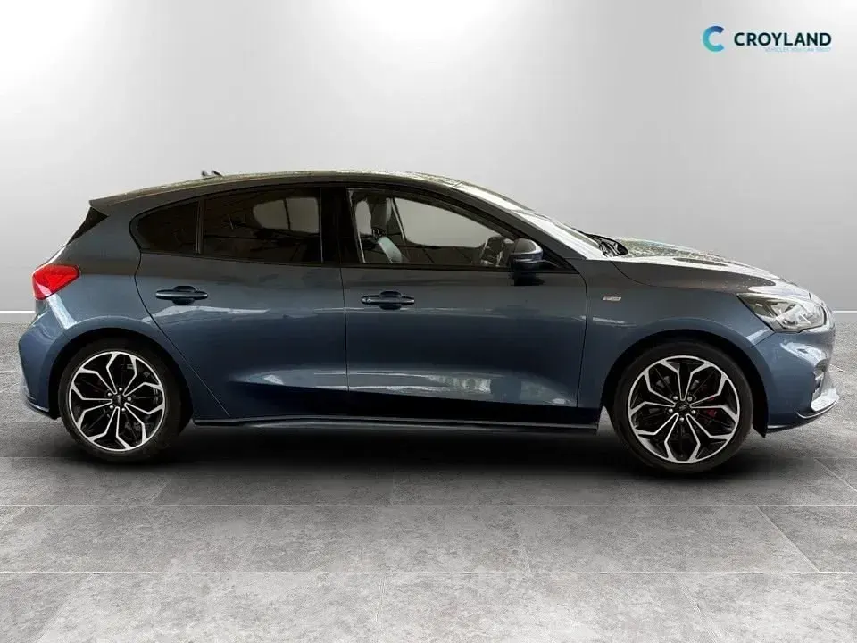 Gebraucht Ford Focus ST-Line X 182 PS (133 kW) 2019 Blau Kleinwagen