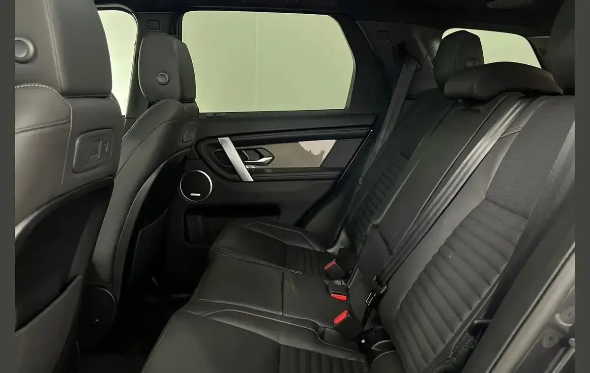 New Land Rover Discovery Sport 200 HP (147 kW) 2026 Grey SUV