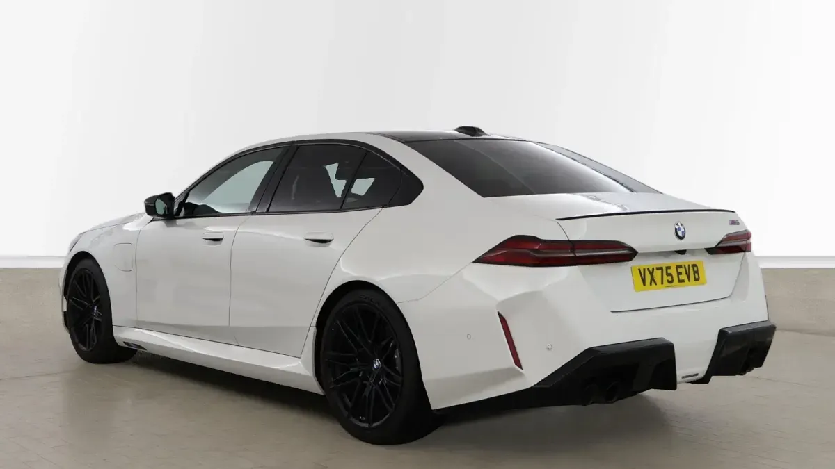 Used BMW M5 Comfort Edition 717 HP (527 kW) 2025 White