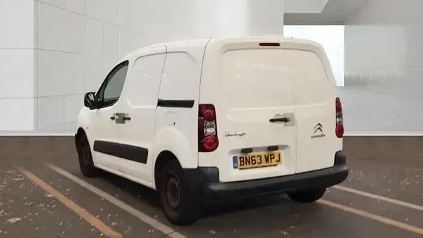 Used Citroën Berlingo 75 HP (55 kW) 2013 White MPV