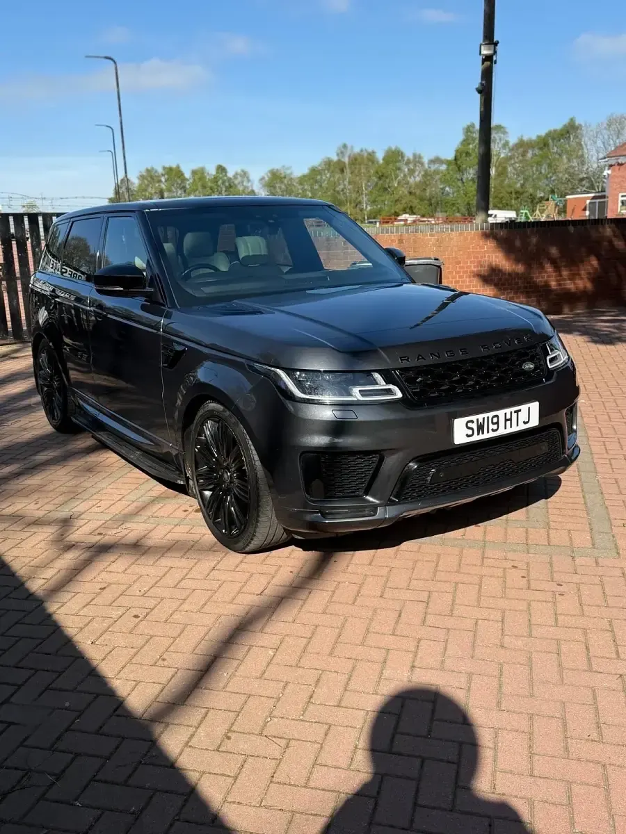 Usado Land Rover Range Rover Sport HSE Dynamic 306 HP (225 kW) 2019 Cinzento SUV