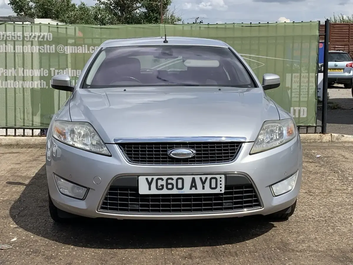 Used Ford Mondeo Zetec 2010 Silver Hatchback